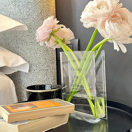 Lily Pads -elegant Apartment- In The Center Lejlighed Milano