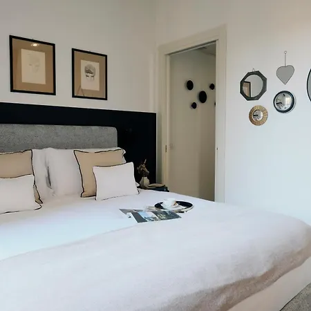 Comecasa Lily Pads -elegant Apartment- In The Center Apartament Mediolan