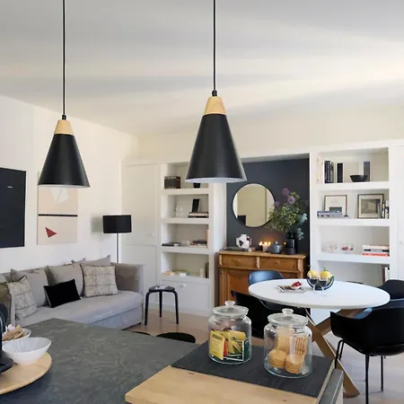 Comecasa Lily Pads -elegant Apartment- In The Center Apartament *
